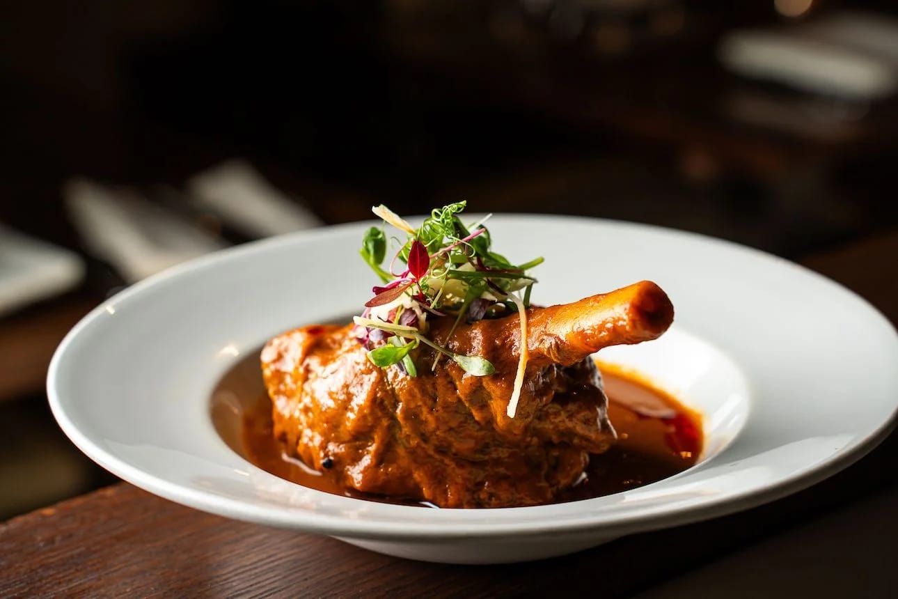 Nalli Gosht, the lamb shank